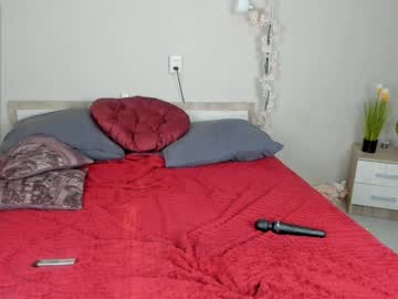 girl
        sweetmaxie cam image #5412851