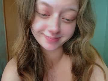 girl
        puff_witch cam image #5978287