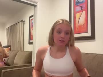 girl
        lexaarose05 cam image #5644287