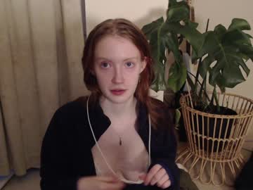 girl
        dominiquemystique cam image #2589099