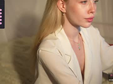 girl
        mother__of__dragons cam image #4150164