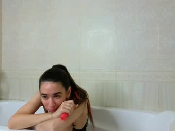 girl
        mariemelons cam image #5269987
