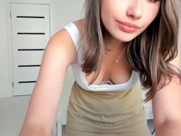 girl
        katetitty cam image #5008358