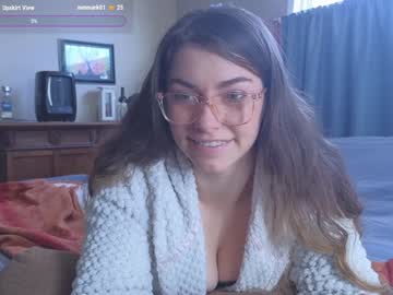 girl
        chroniclove cam image #6015949