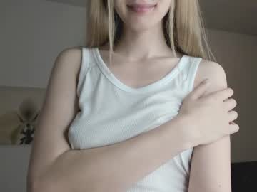 girl
        infinite_reality cam image #2368745