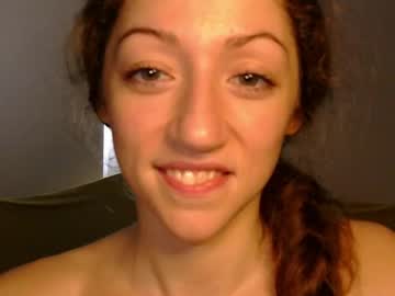 girl
        luna_azurra cam image #6856989