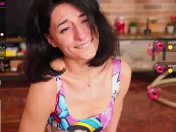 girl
        _darsy cam image #1338305