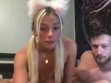 couple
        sasha_xox0 cam image #2060387