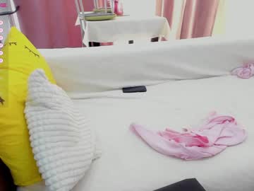 girl
        _funsize_ cam image #1134798