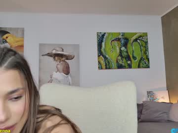 girl
        lenna_godess cam image #6883405