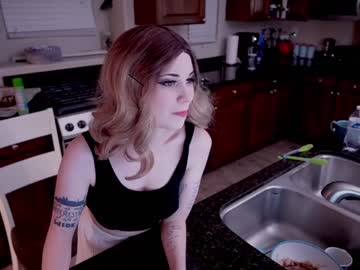 girl
        runesy cam image #4100433