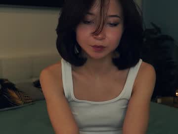 girl
        coventinaashfield cam image #6057979