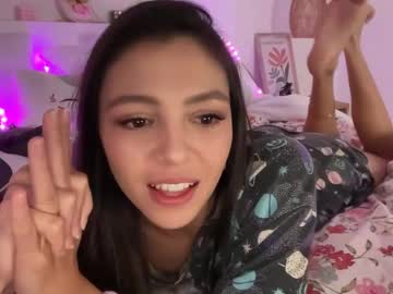 girl
        keirasworld cam image #6816895