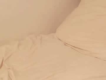 girl
        bambi______ cam image #2047364