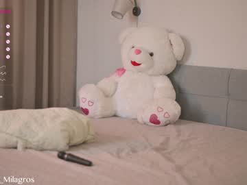 girl
        mia_milagros cam image #1328996