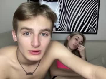 couple
        emiliacrossford cam image #1194222