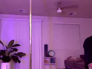 girl
        gymbaejosie cam image #1674349