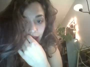 girl
        toffifeeication cam image #1033616