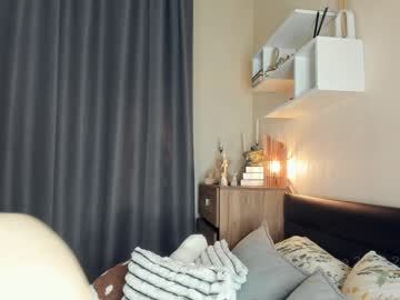 girl
        cute_caprice cam image #6449669